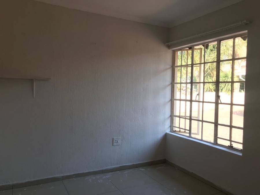 To Let 3 Bedroom Property for Rent in Norkem Park Gauteng