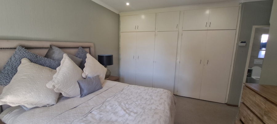 To Let 3 Bedroom Property for Rent in Edenvale Central Gauteng
