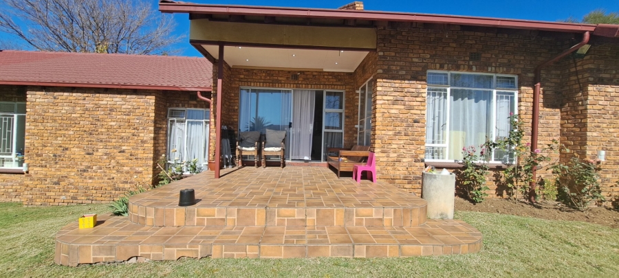 To Let 3 Bedroom Property for Rent in Edenvale Central Gauteng