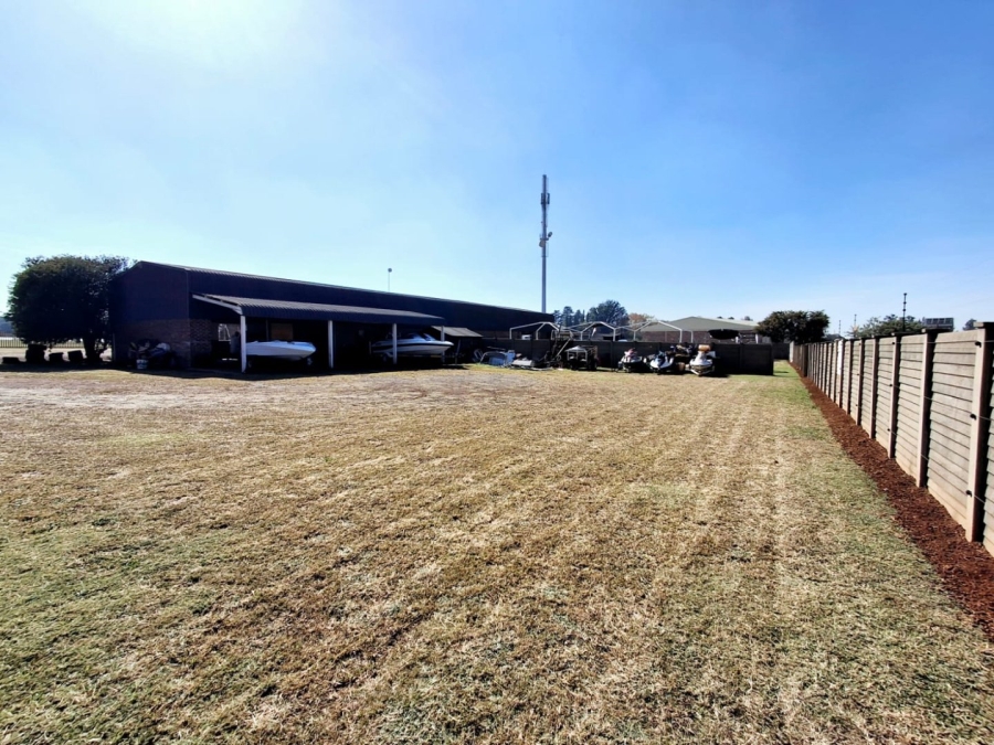 Commercial Property for Sale in Roodia Gauteng