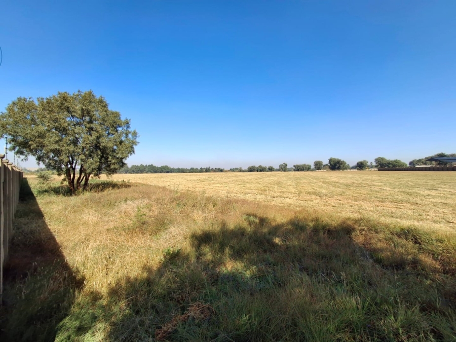 Commercial Property for Sale in Roodia Gauteng