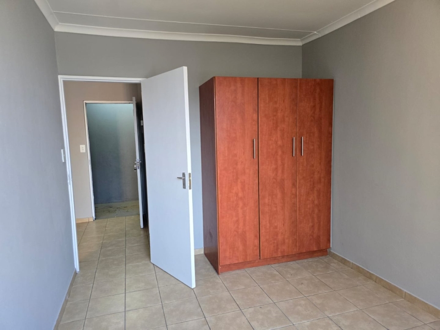 To Let 1 Bedroom Property for Rent in Benoni Central Gauteng