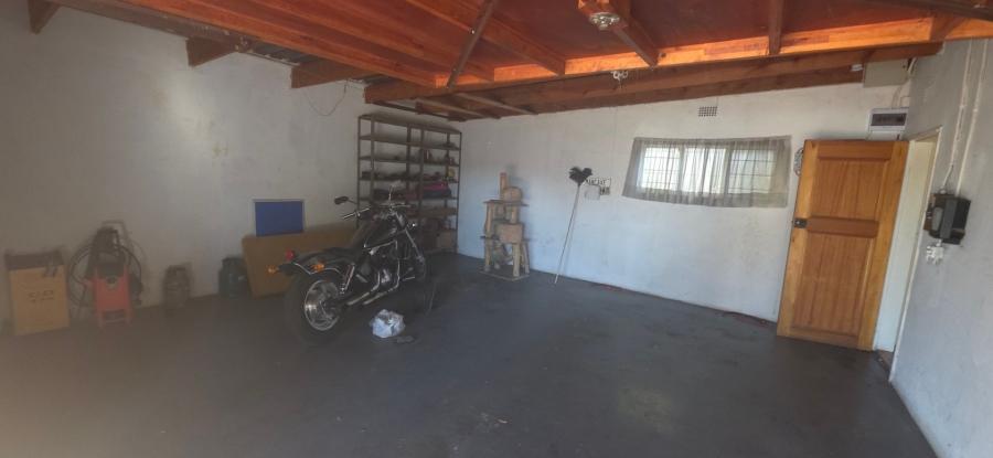 3 Bedroom Property for Sale in Brackenhurst Gauteng