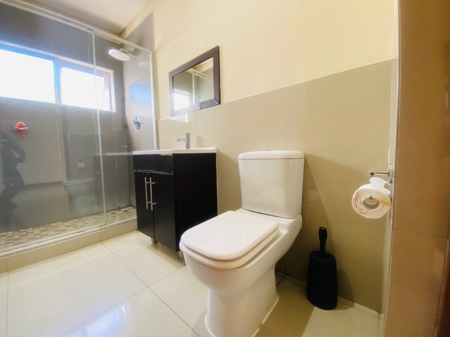 4 Bedroom Property for Sale in Noordwyk Gauteng