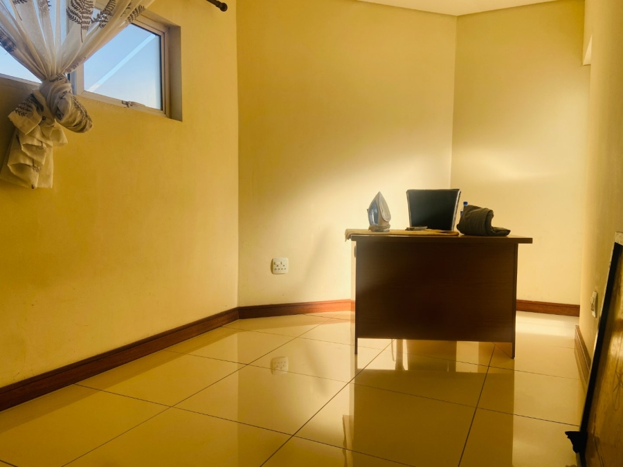 4 Bedroom Property for Sale in Noordwyk Gauteng