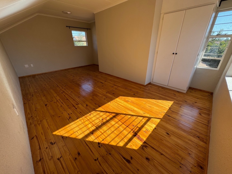 3 Bedroom Property for Sale in Glen Marais Gauteng