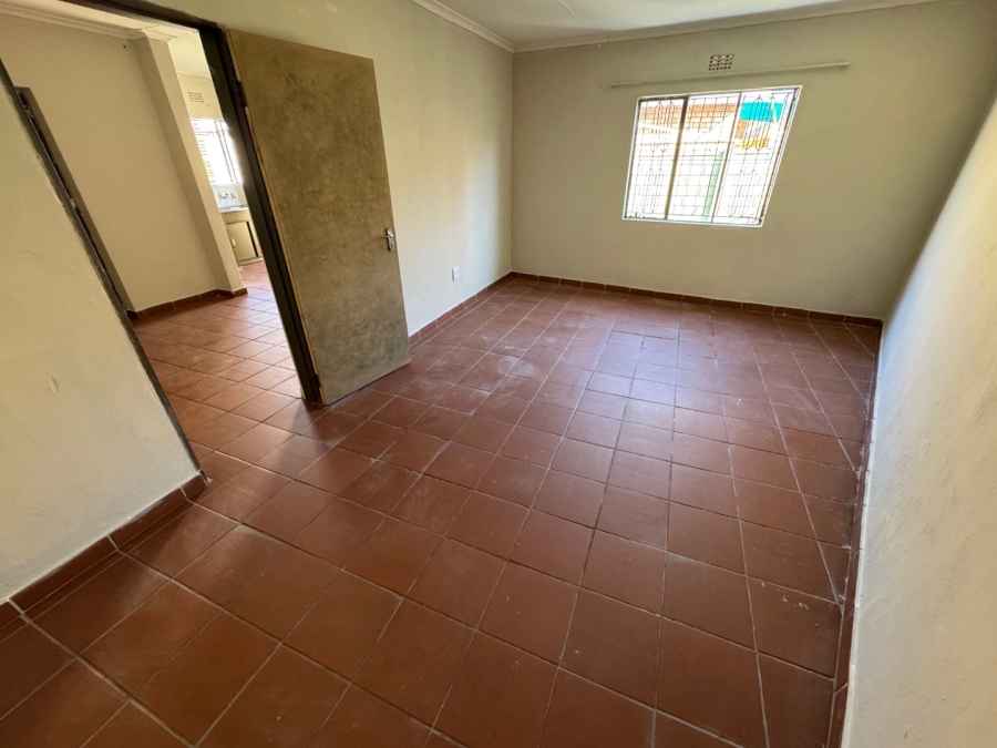 5 Bedroom Property for Sale in Edleen Gauteng