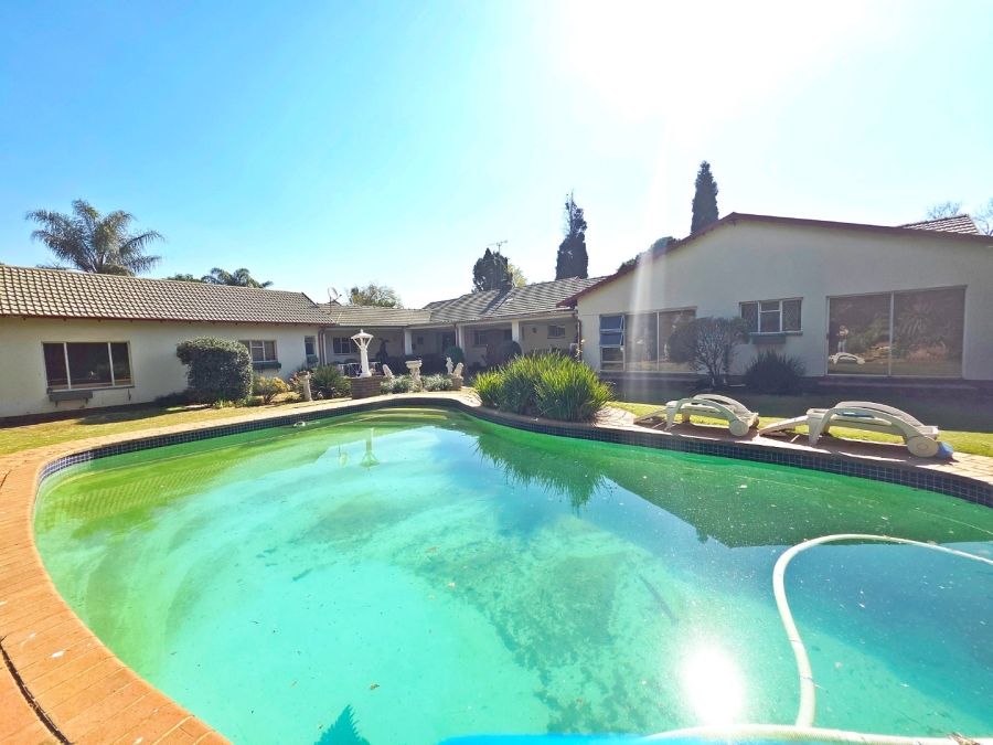 3 Bedroom Property for Sale in Morehill Gauteng