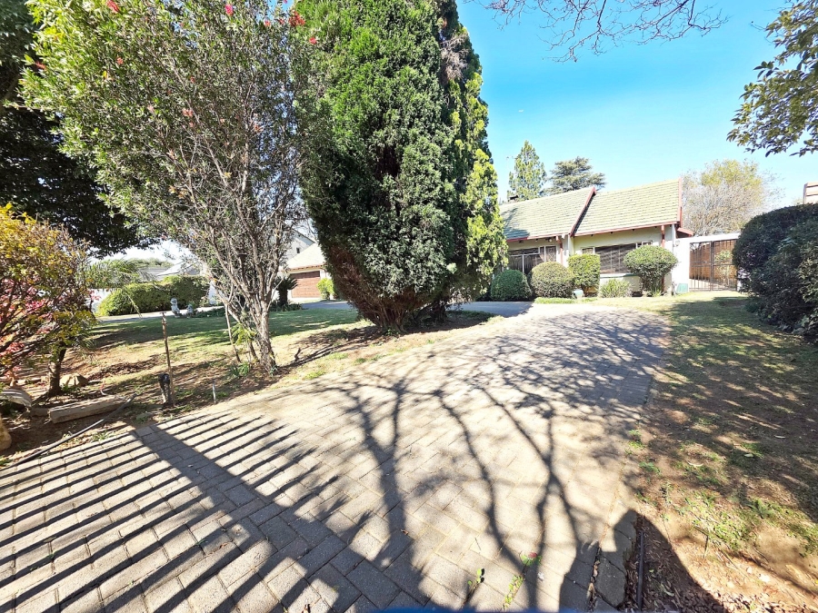 3 Bedroom Property for Sale in Morehill Gauteng