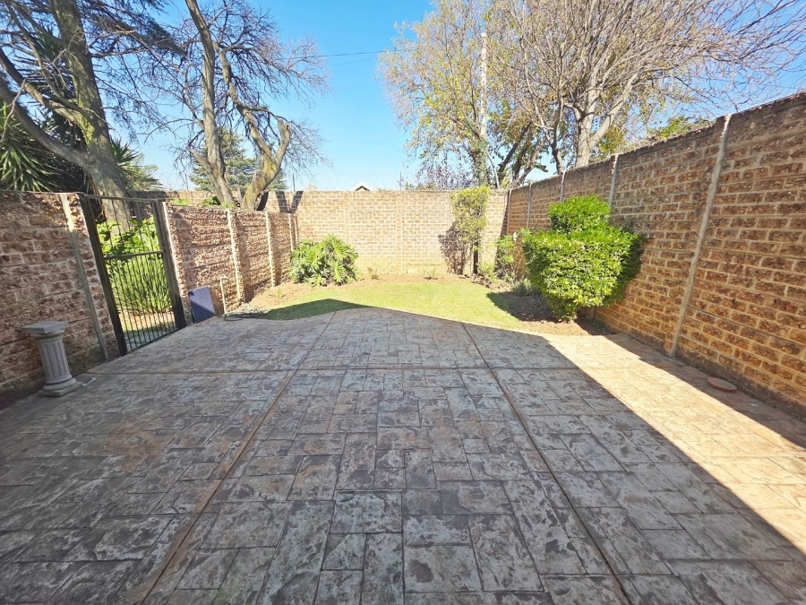 3 Bedroom Property for Sale in Morehill Gauteng
