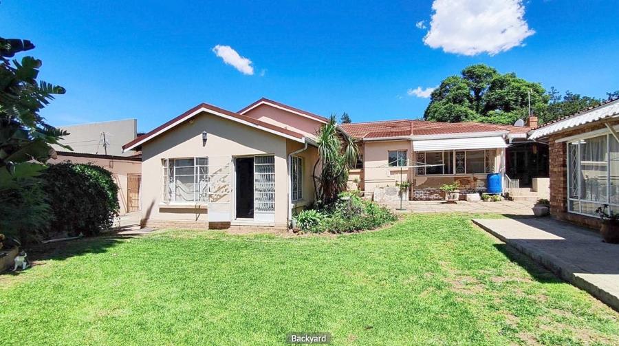 5 Bedroom Property for Sale in Lambton Gauteng