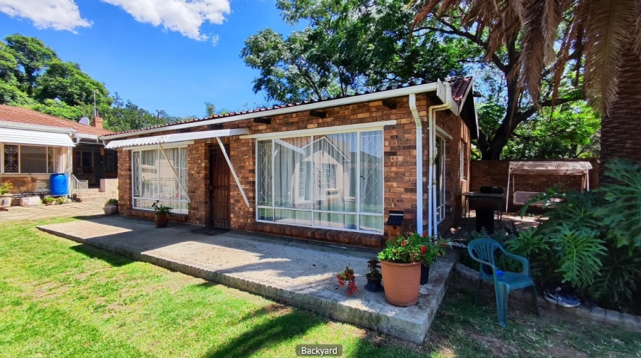 5 Bedroom Property for Sale in Lambton Gauteng