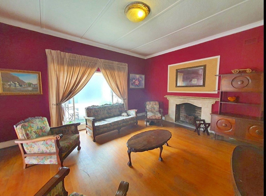 5 Bedroom Property for Sale in Lambton Gauteng