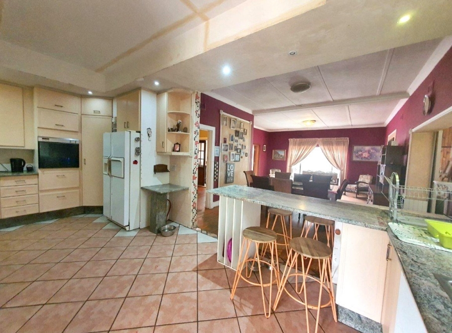 5 Bedroom Property for Sale in Lambton Gauteng
