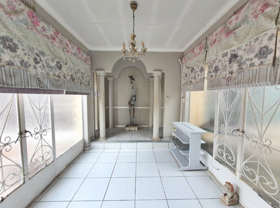 5 Bedroom Property for Sale in Lambton Gauteng