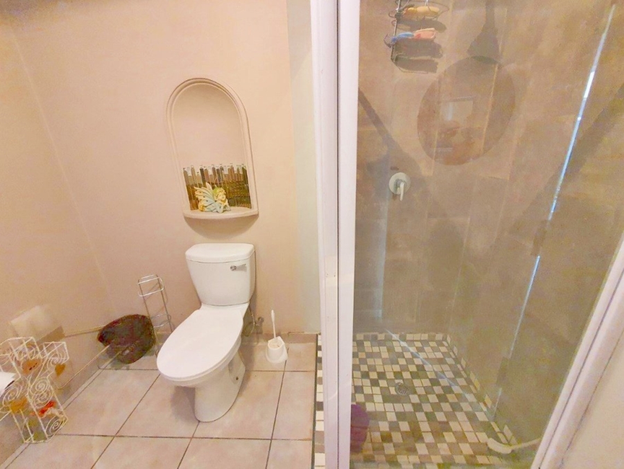5 Bedroom Property for Sale in Lambton Gauteng