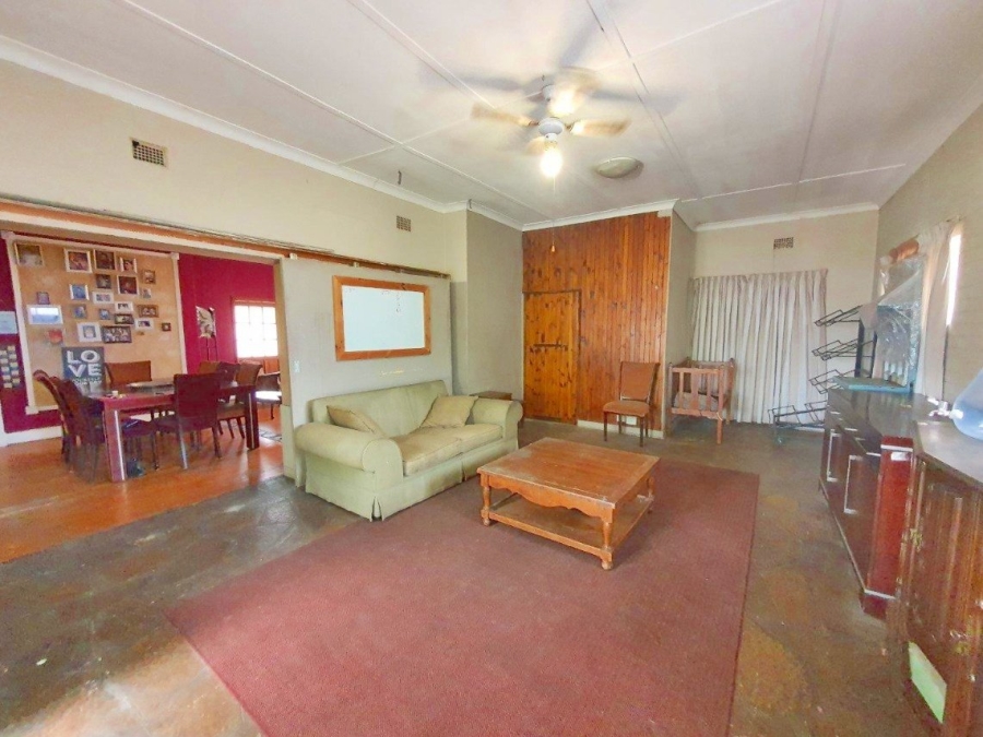 5 Bedroom Property for Sale in Lambton Gauteng