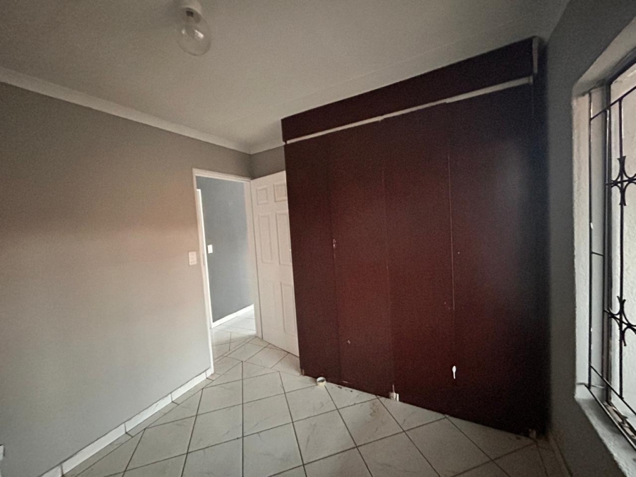 1 Bedroom Property for Sale in Soshanguve XX Gauteng