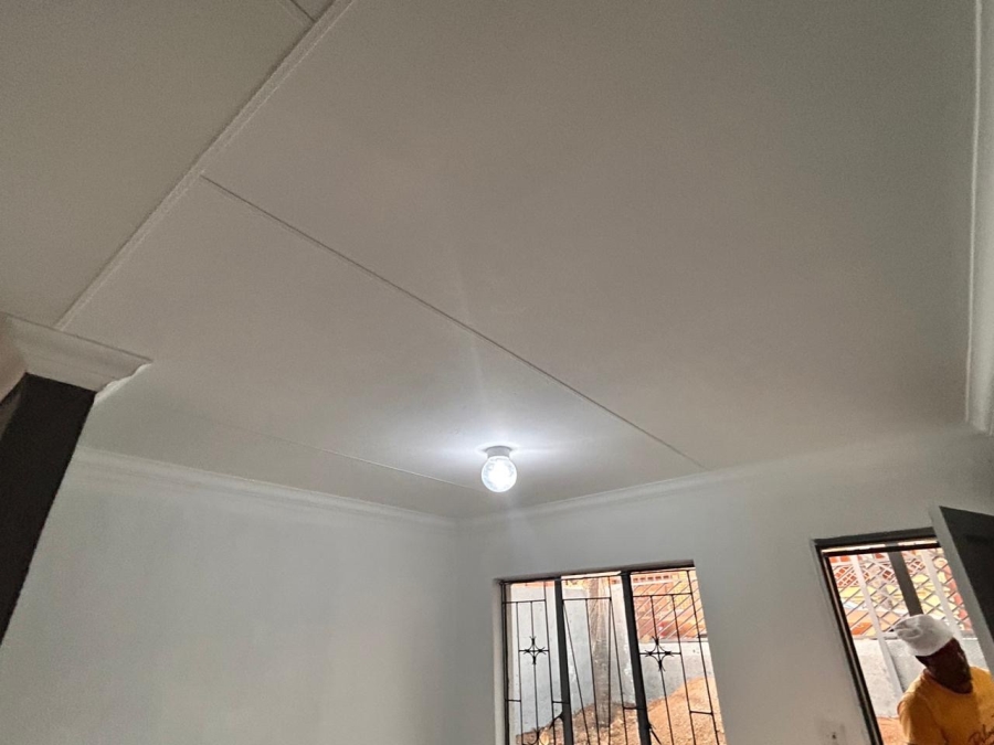 1 Bedroom Property for Sale in Soshanguve XX Gauteng