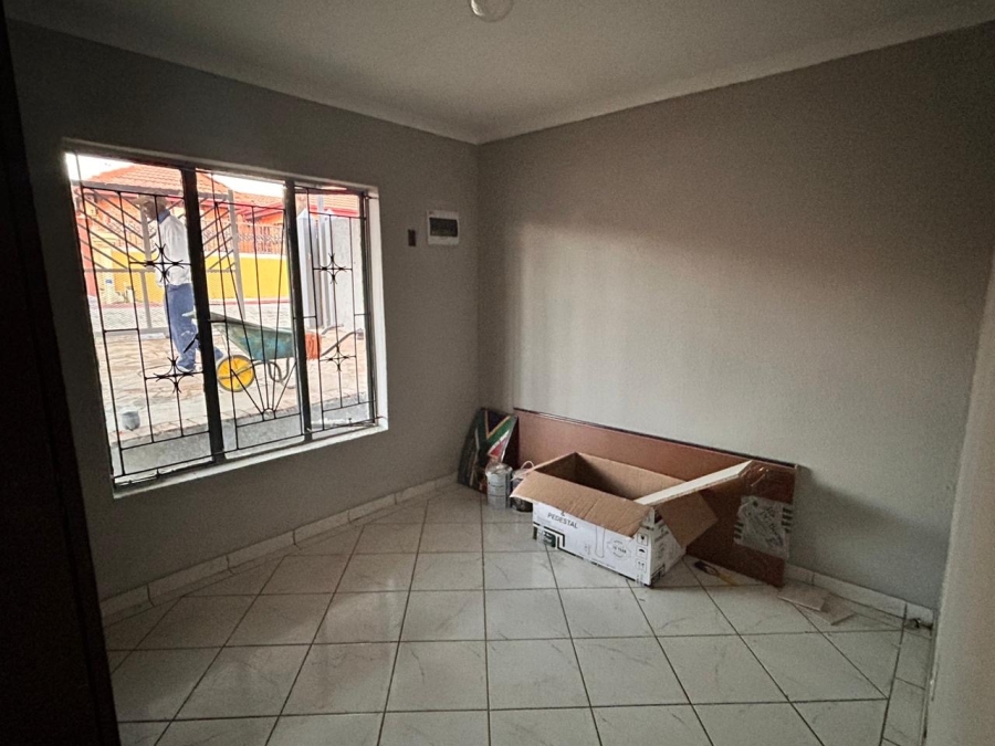 1 Bedroom Property for Sale in Soshanguve XX Gauteng