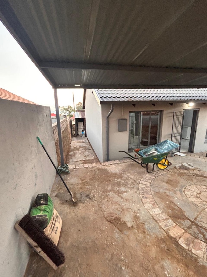 1 Bedroom Property for Sale in Soshanguve XX Gauteng