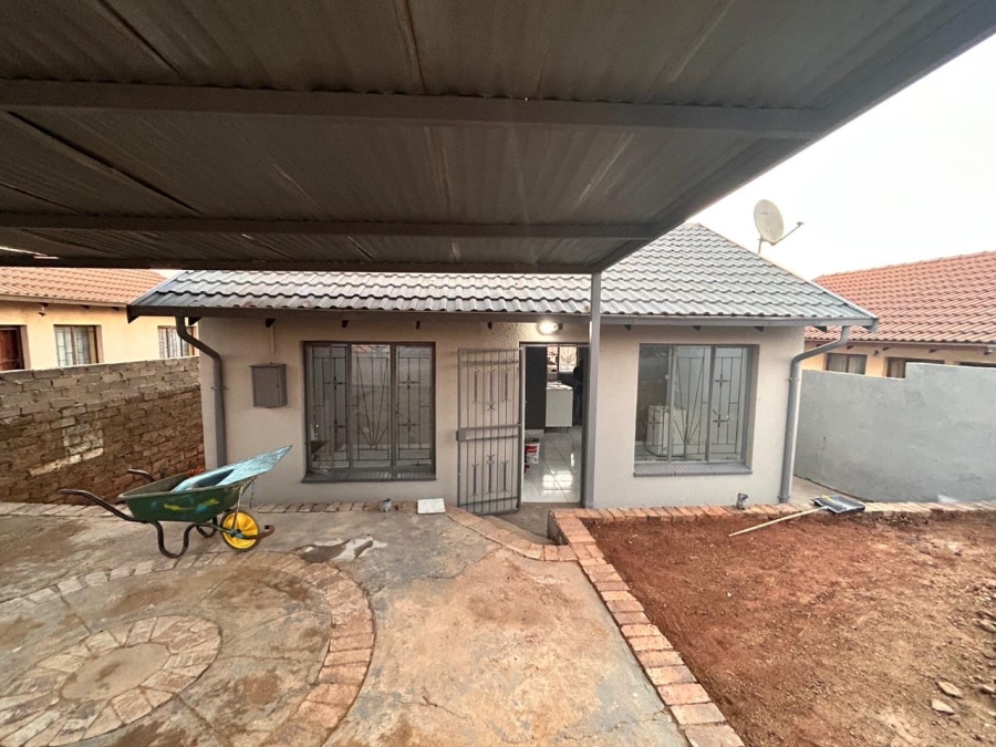 1 Bedroom Property for Sale in Soshanguve XX Gauteng