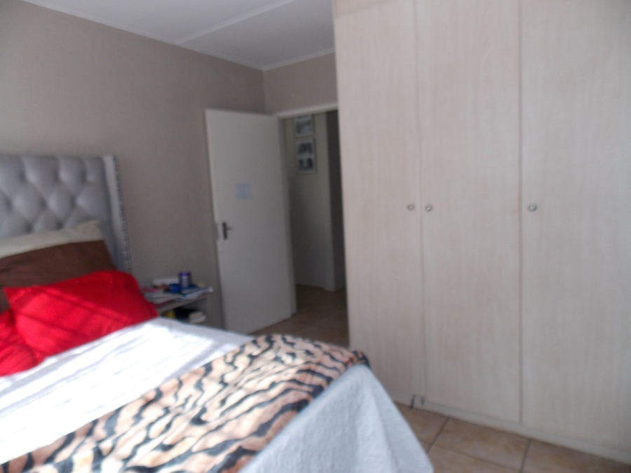 2 Bedroom Property for Sale in Klippoortje Gauteng