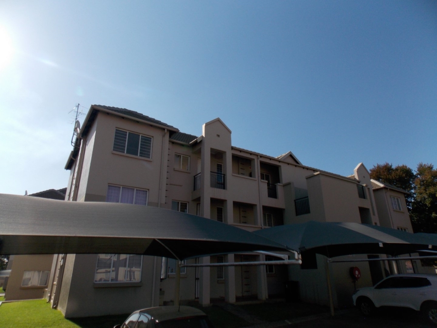 2 Bedroom Property for Sale in Klippoortje Gauteng