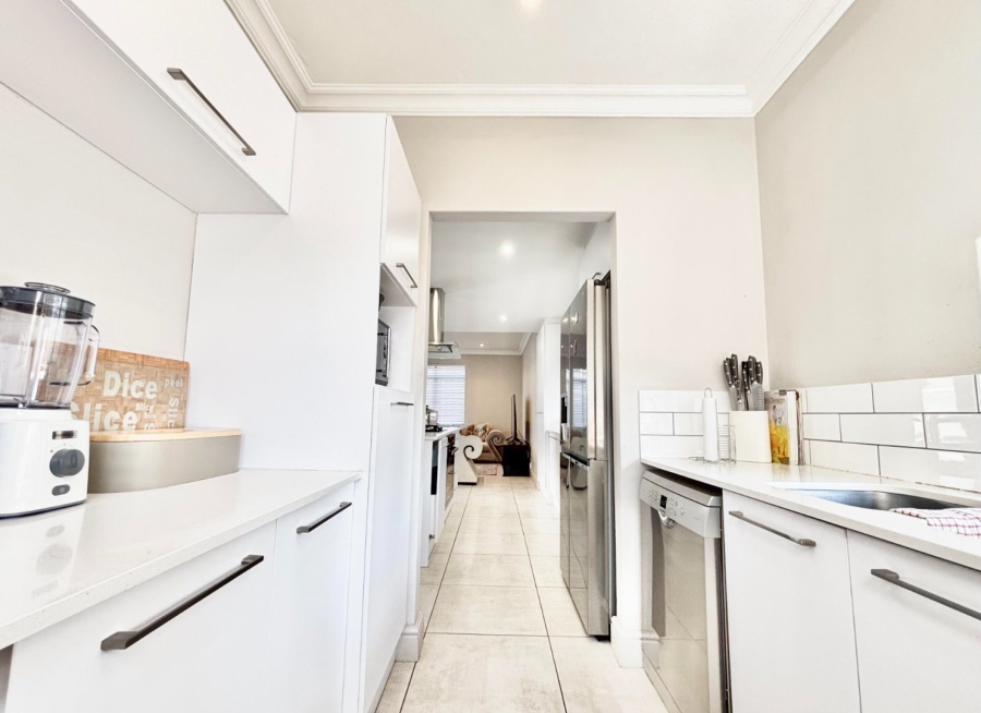 4 Bedroom Property for Sale in Fourways Gauteng