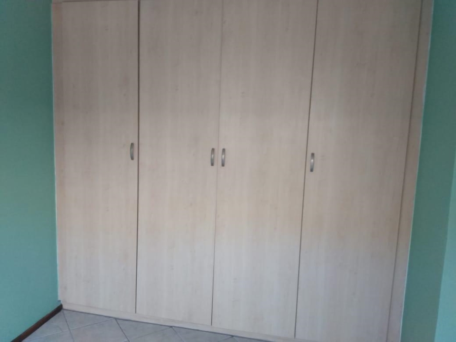 2 Bedroom Property for Sale in Pretoria North Gauteng