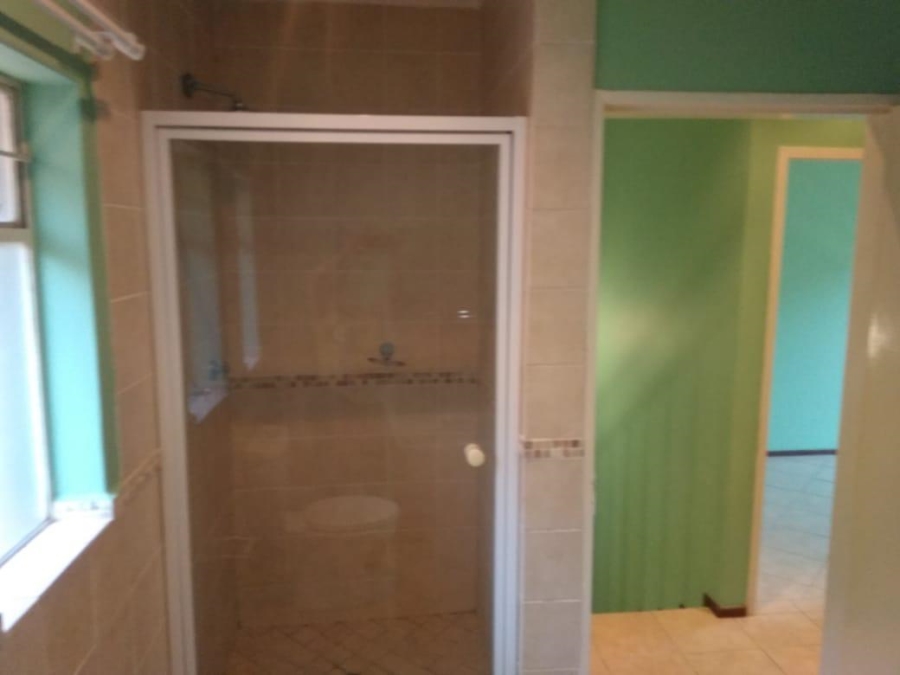 2 Bedroom Property for Sale in Pretoria North Gauteng