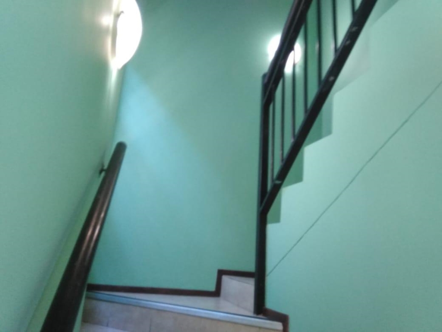 2 Bedroom Property for Sale in Pretoria North Gauteng