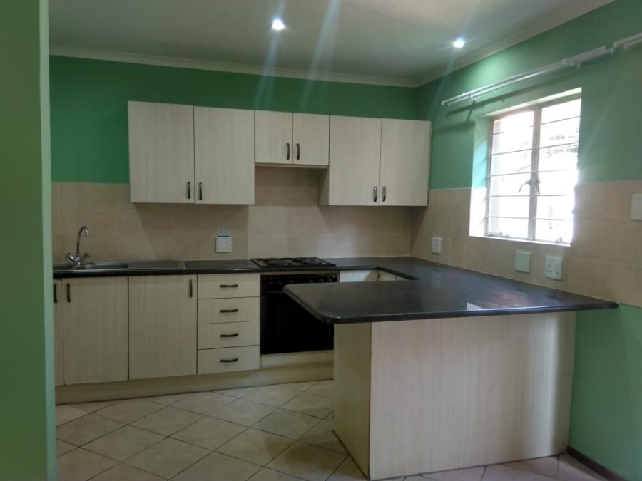 2 Bedroom Property for Sale in Pretoria North Gauteng
