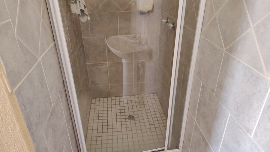 3 Bedroom Property for Sale in Wierdaglen Estate Gauteng