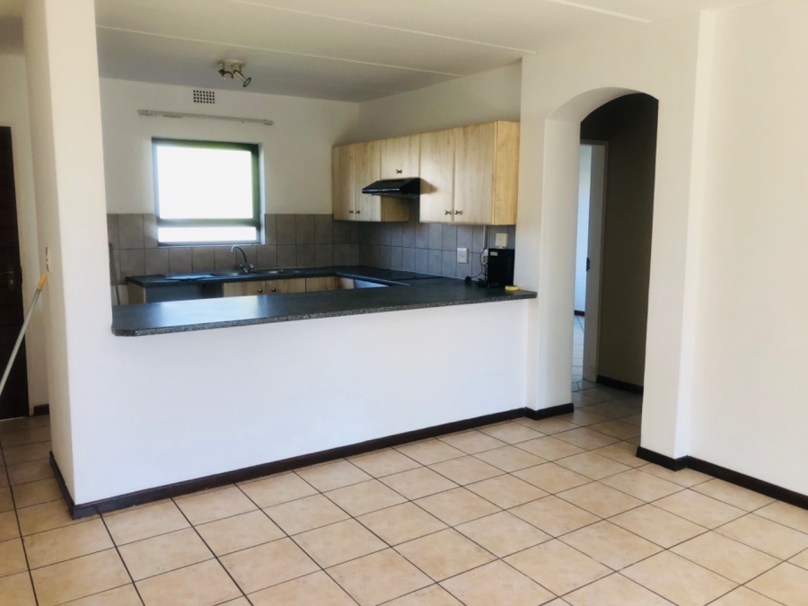 To Let 2 Bedroom Property for Rent in Kengies Gauteng