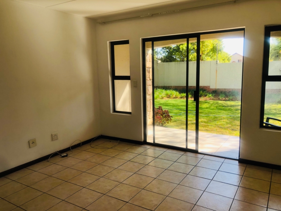 To Let 2 Bedroom Property for Rent in Kengies Gauteng