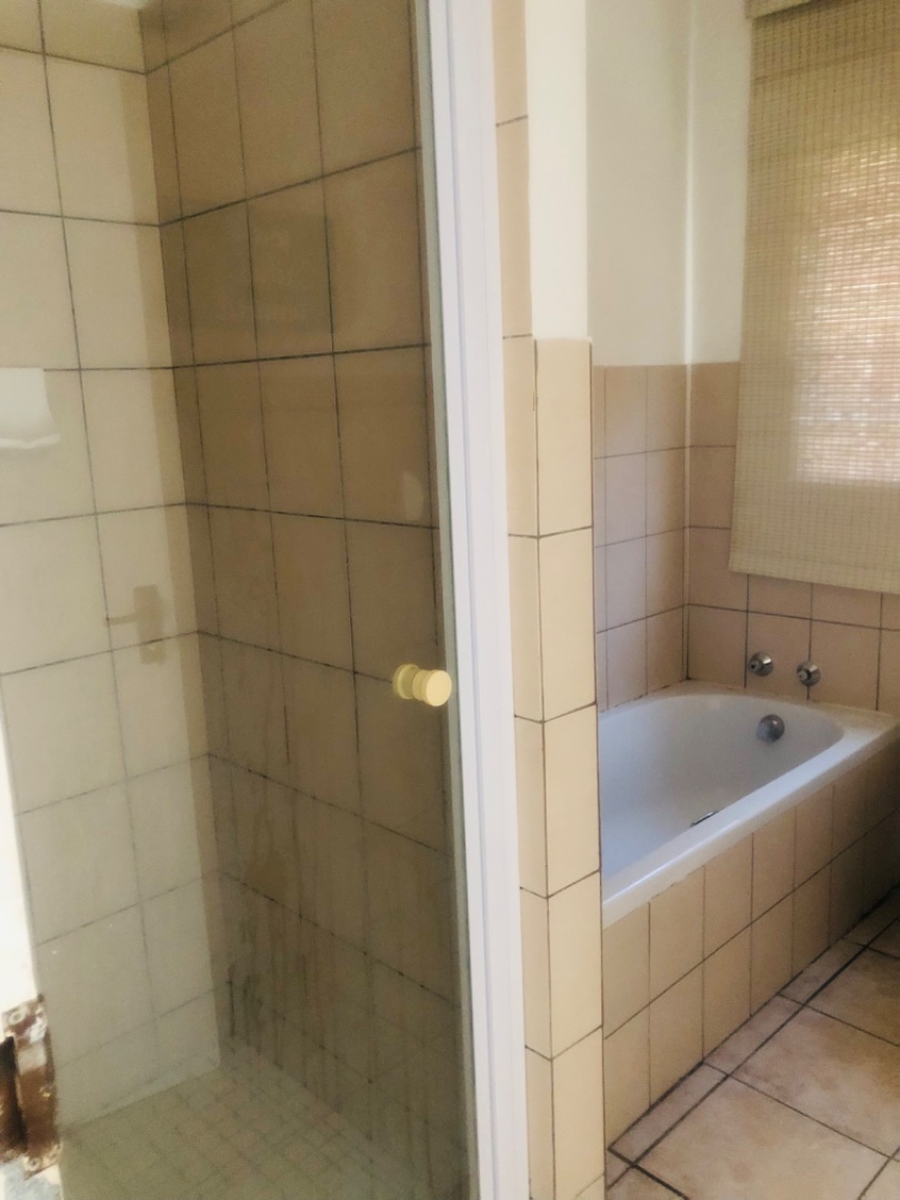 To Let 2 Bedroom Property for Rent in Kengies Gauteng