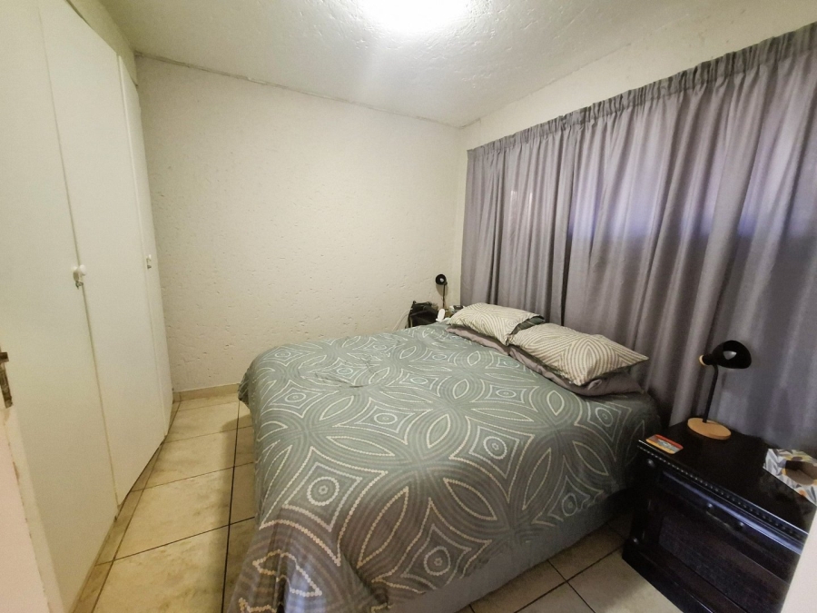 To Let 1 Bedroom Property for Rent in Waterkloof Ridge Gauteng