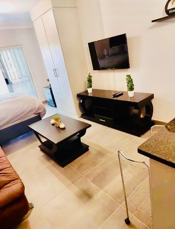 To Let  Bedroom Property for Rent in Silver Lakes Gauteng