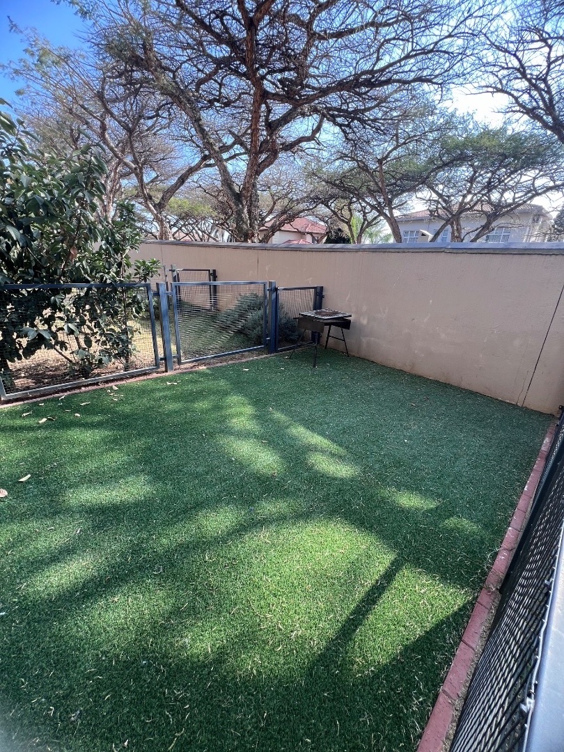To Let  Bedroom Property for Rent in Silver Lakes Gauteng