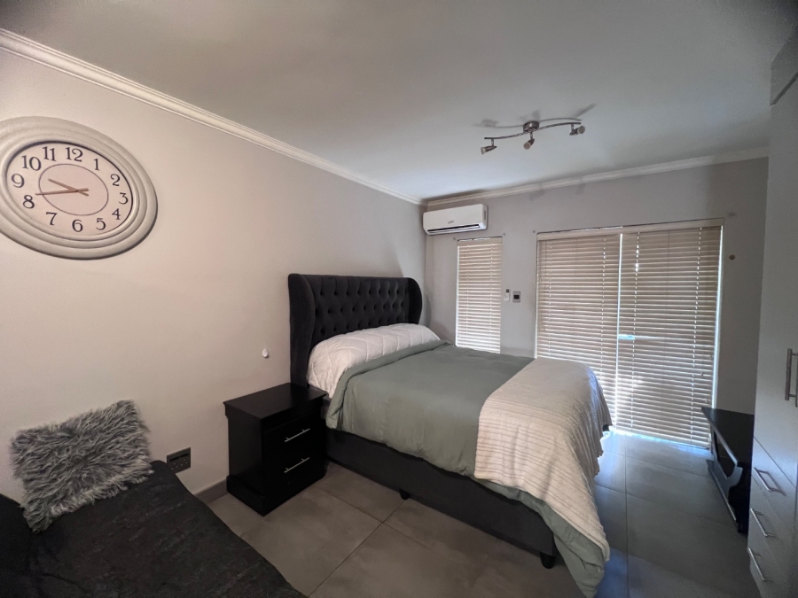 To Let  Bedroom Property for Rent in Silver Lakes Gauteng