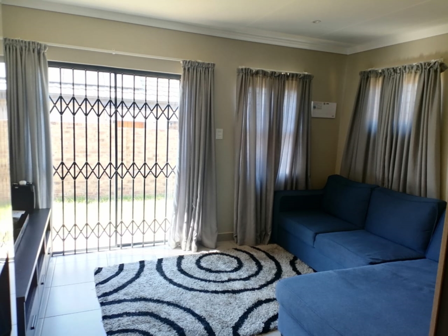 To Let 3 Bedroom Property for Rent in Lion Pride Gauteng