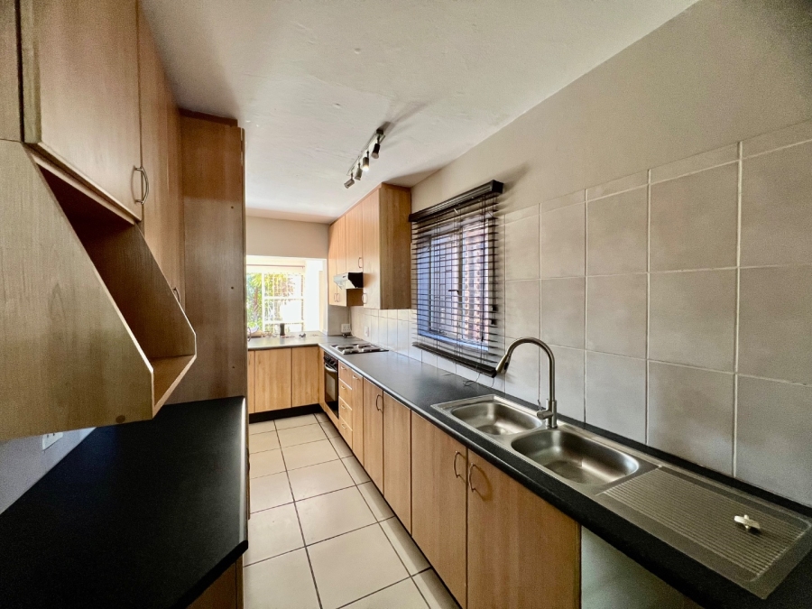 To Let 3 Bedroom Property for Rent in Faerie Glen Gauteng