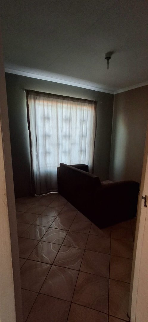 To Let 3 Bedroom Property for Rent in Lotus Gardens Gauteng
