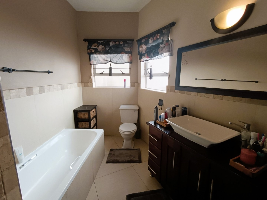 3 Bedroom Property for Sale in Clubview Gauteng