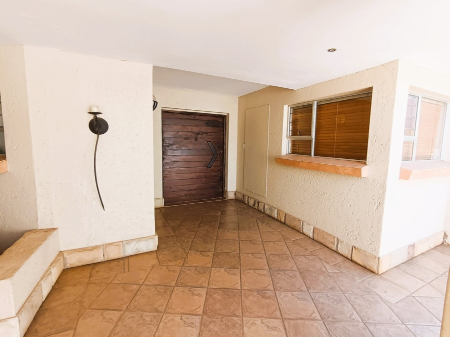 3 Bedroom Property for Sale in Clubview Gauteng