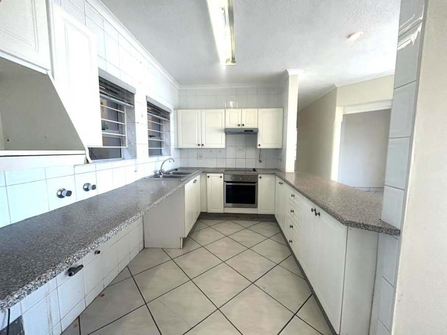 3 Bedroom Property for Sale in Constantia Kloof Gauteng