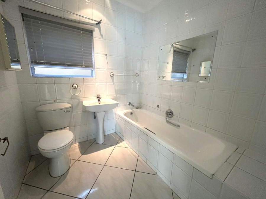 3 Bedroom Property for Sale in Constantia Kloof Gauteng