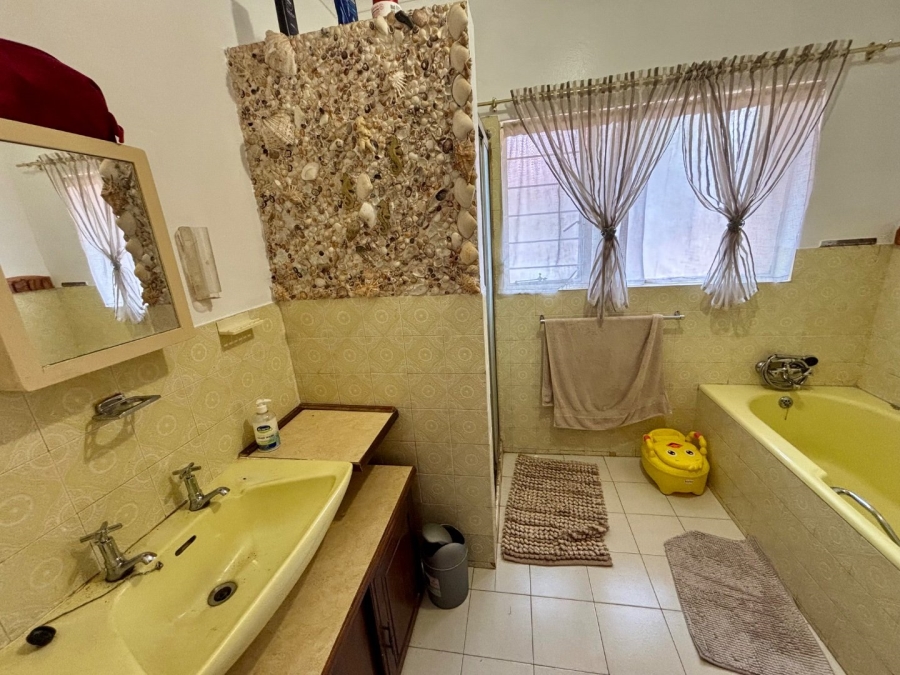 3 Bedroom Property for Sale in Wonderboom Gauteng