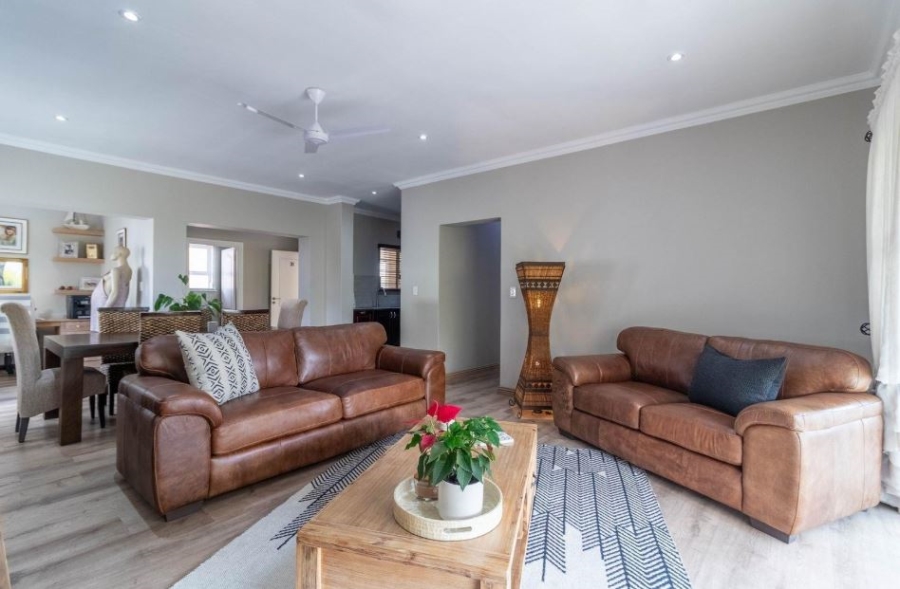2 Bedroom Property for Sale in Greenstone Hill Gauteng